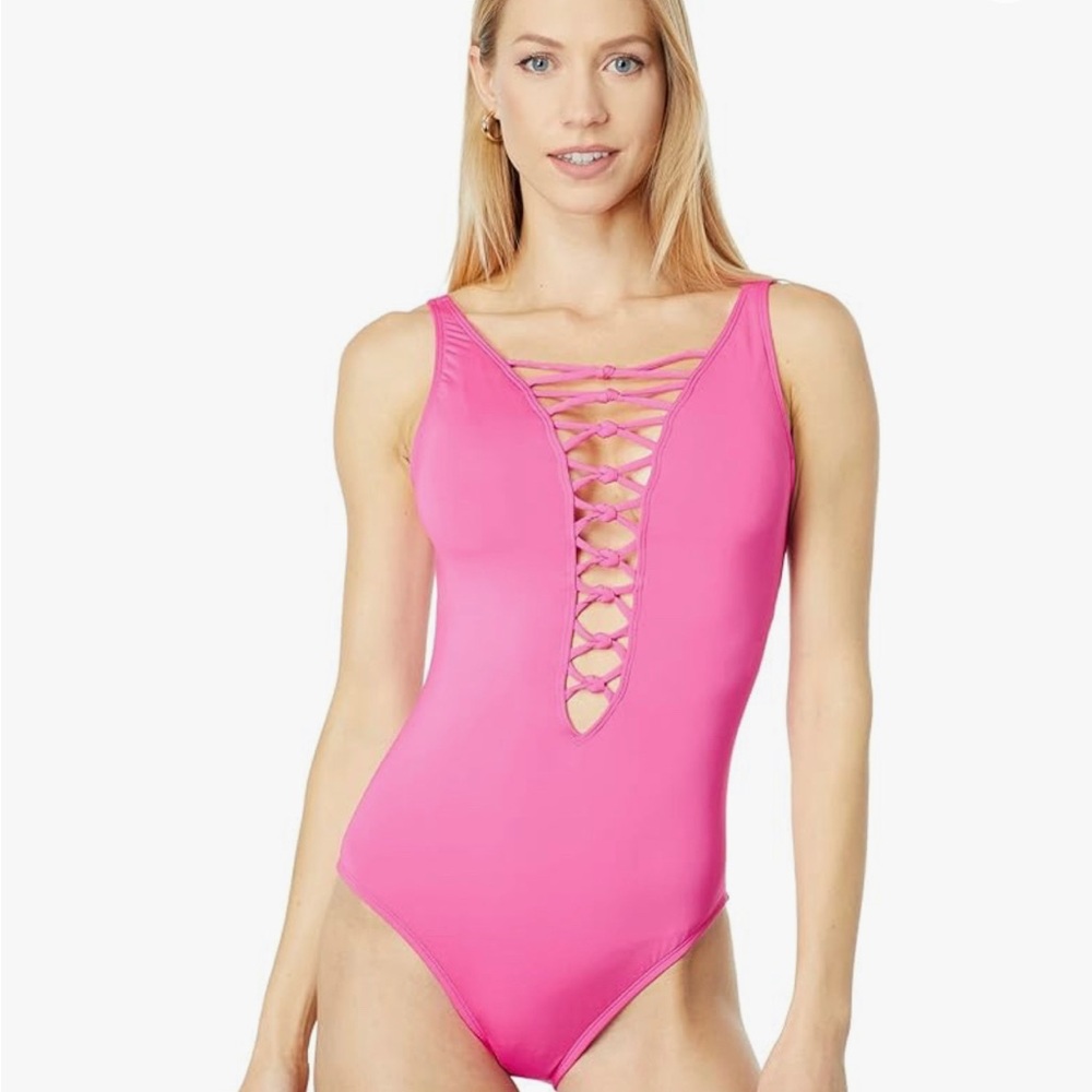 NWT Lilly Pulitzer Isle Lattice One Piece Swimsuit